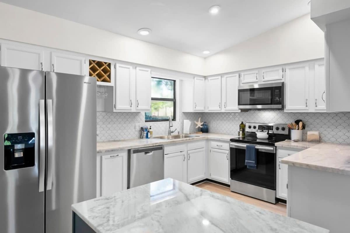 The St Augusdream Renovated Beach House Sleeps 8 Walk To Beach St. Augustine Exterior foto